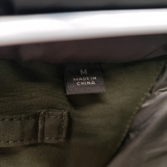 Medium ultra warm womens coat - Picture 5 of 10